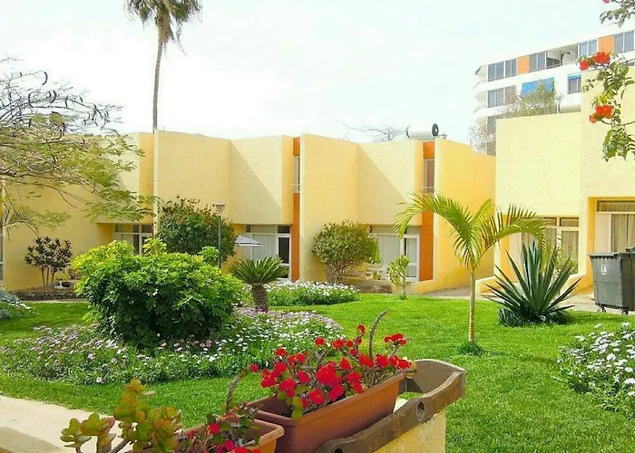 Duplex El Cortijo, Lasamericas